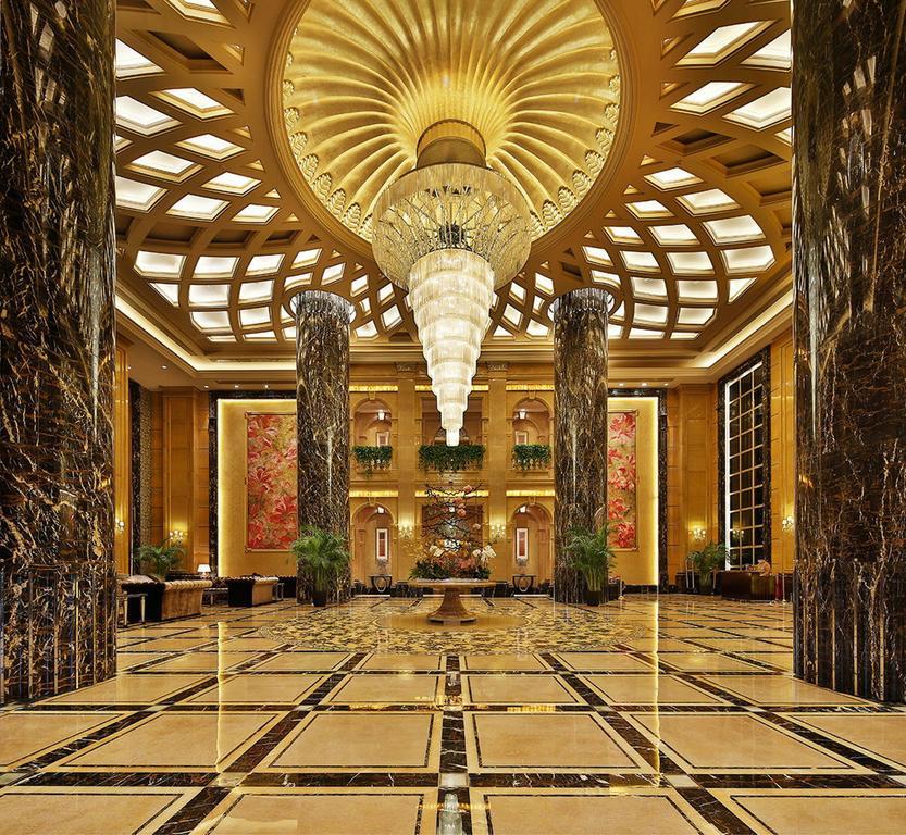Howard Johnson Agile Plaza Чэнду Экстерьер фото