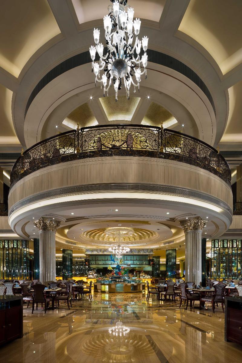 Howard Johnson Agile Plaza Чэнду Экстерьер фото
